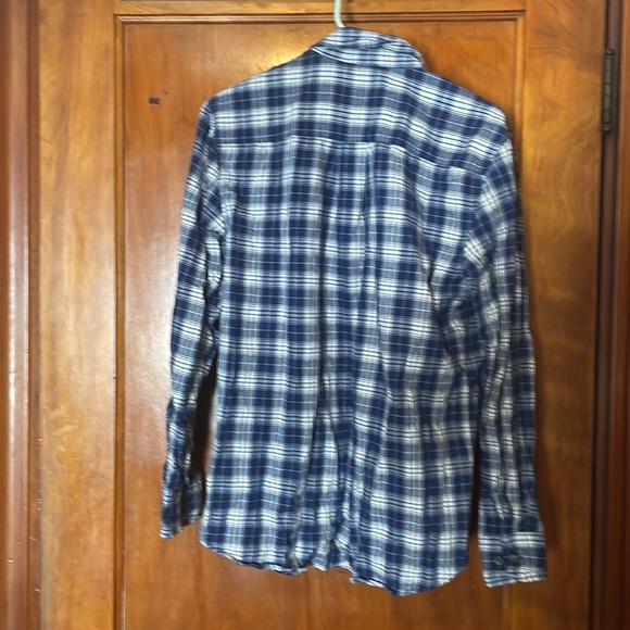 Gently used mens small flannel- fits like a womens medium - Picture 3 of 3